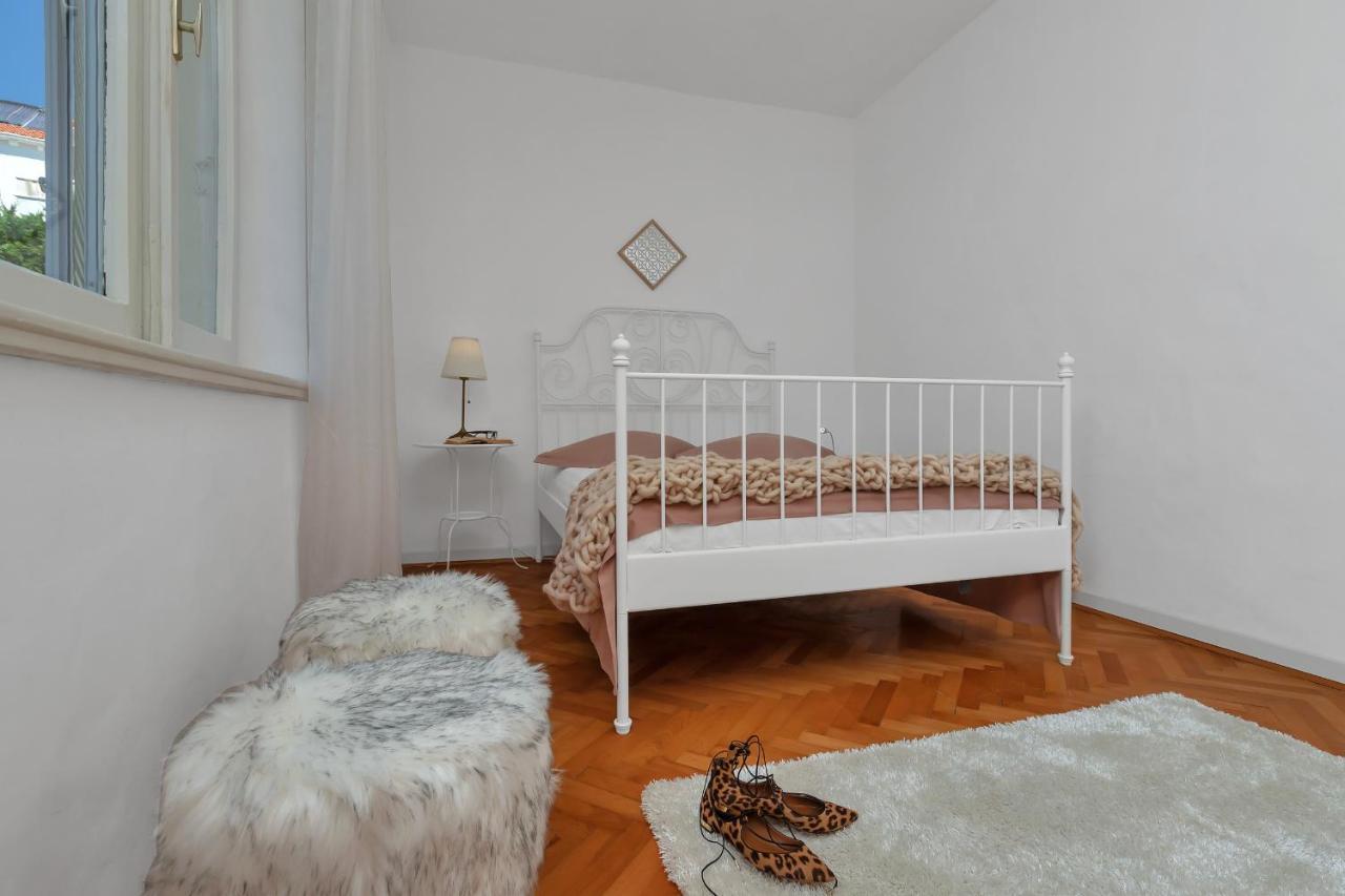 Beach Apartments Макарска Экстерьер фото